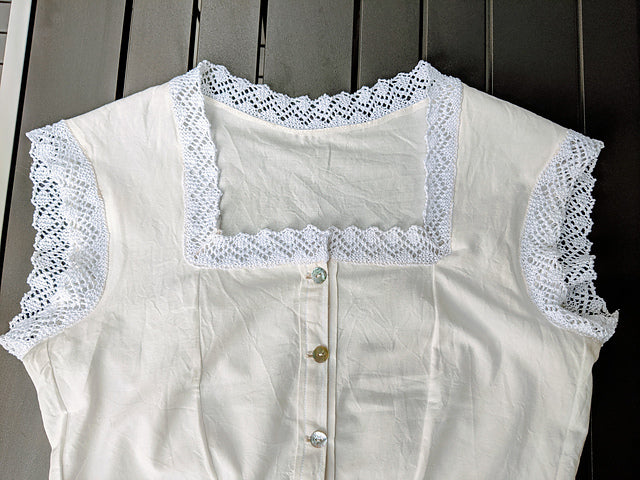Four 1892 Victorian Laces